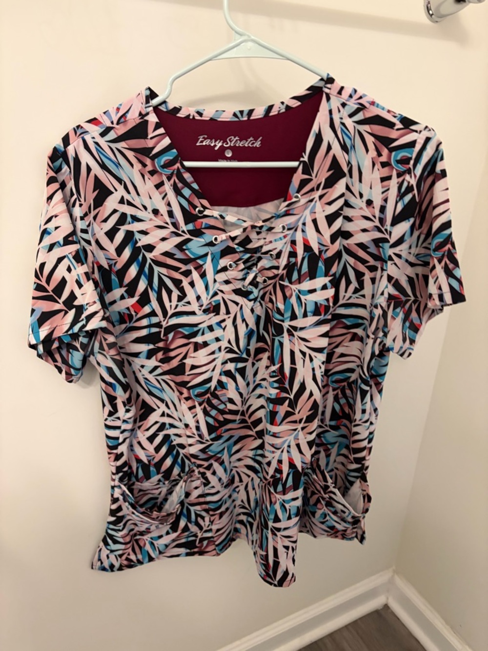 Easy Stretch Women's Pink & Blue Tropical-Print Short Sleeve scrub Top